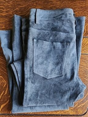 Alice + Olivia Charcoal Gray Genuine Lamb Leather / Suede Flare Pants - Size 6